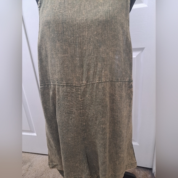 NWT 100% Washed Linen Olive Green Heather Romper - Picture 3 of 14